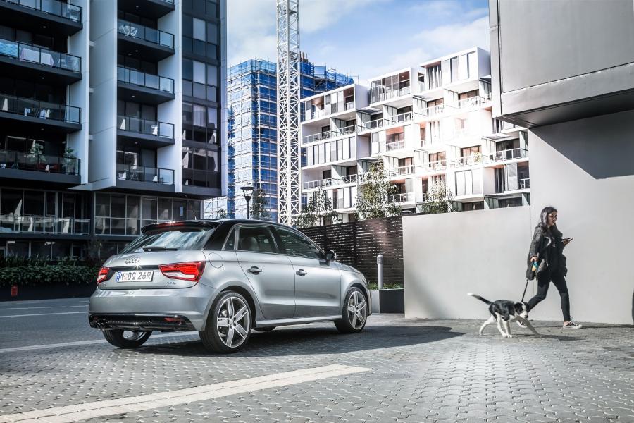  Audi A1 Sportback TFSI S-Line 2015 года  (AU) (фото 8 из 26)